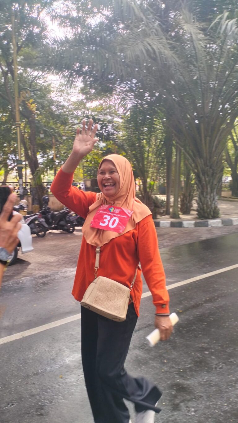 Kolaborasi KLPI dan Dinkes Lombok Tengah Sukses Wujudkan Lansia Sehat dan Bugar 