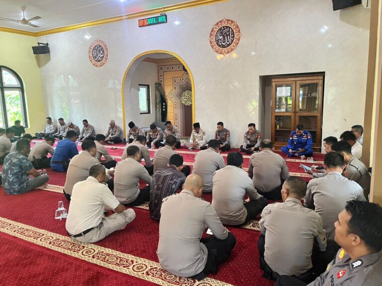 BAG SDM POLRES LOMBOK TENGAH LAKSANAKAN PEMBINAAN ROHANI RUTIN, PERKUAT MORAL DAN SPIRITUAL ANGGOTA POLRI