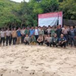 Polres Loteng Bersama Tim Gabungan Tertibkan Galian Bekas Tambang Ilegal di Gunung Dundang.